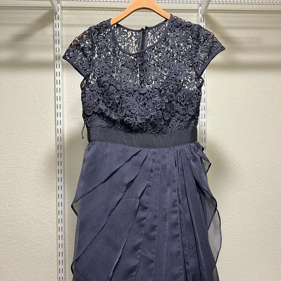 Adrianna Papell | Dresses | Adrianna Papell Evening Gown Dusty Purple Size  4 Floor Length | Poshmark